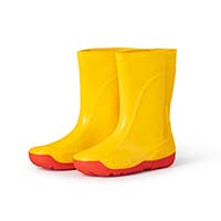 schuhe auf weißen hintergrund